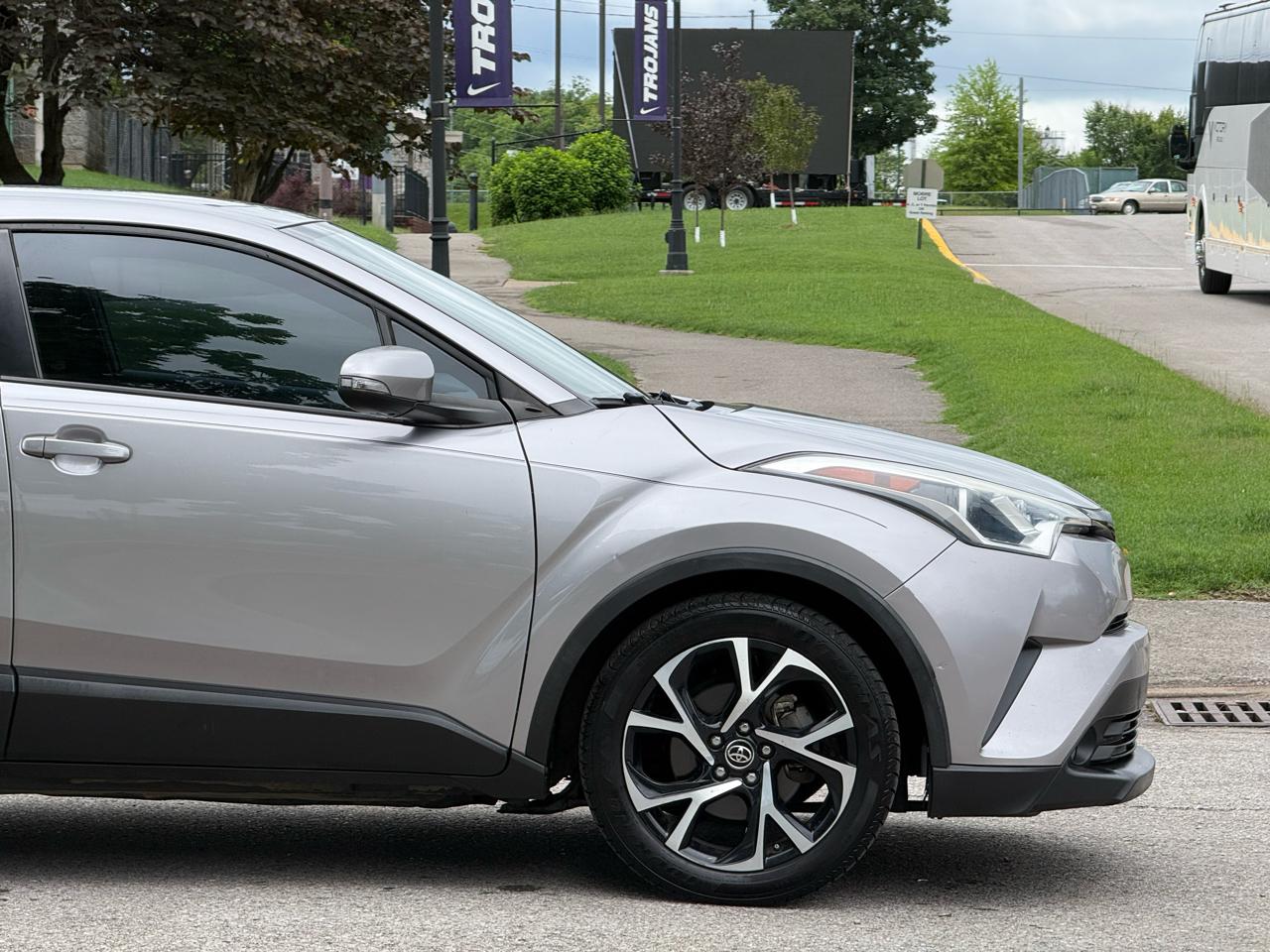 Toyota C-HR XLE 2018