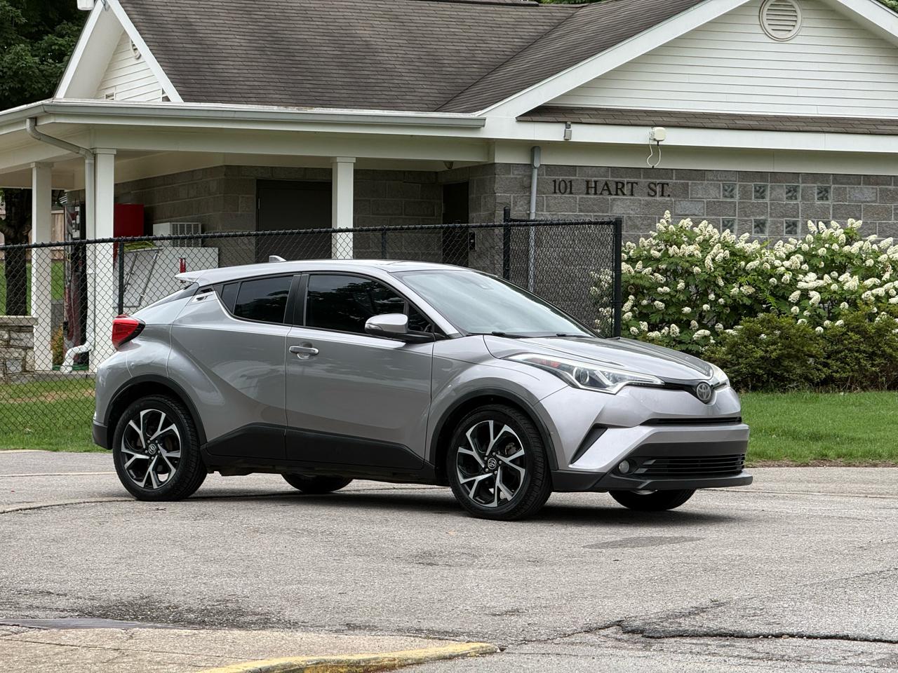 Toyota C-HR XLE 2018