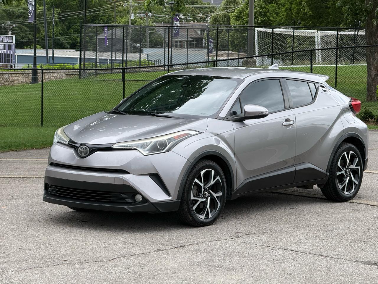 Toyota C-HR XLE 2018