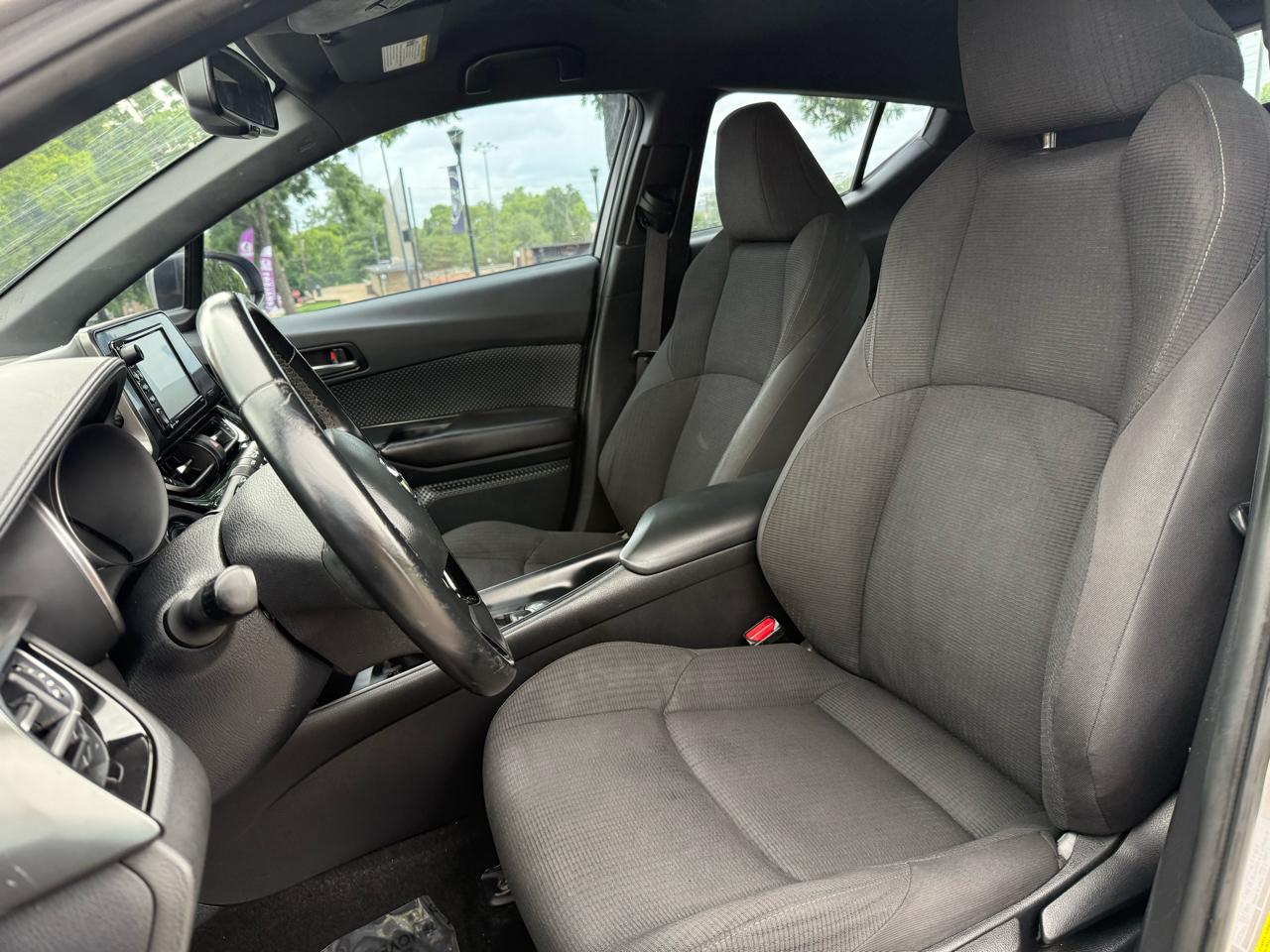 Toyota C-HR XLE 2018