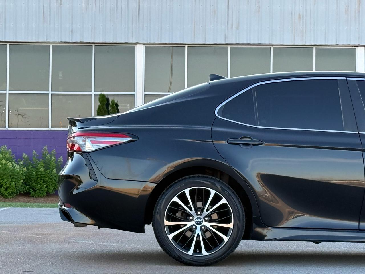 Toyota Camry SE 2019