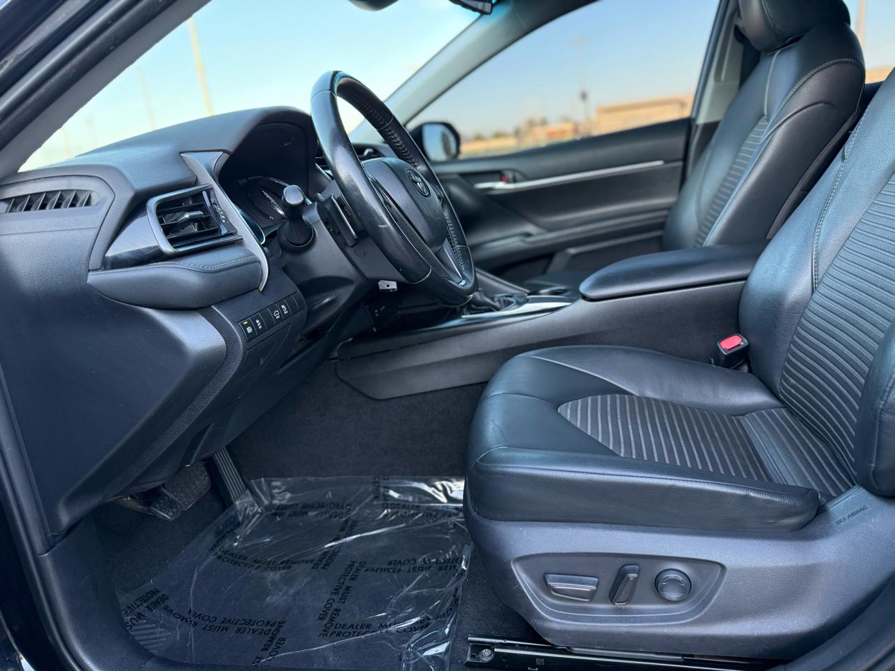 Toyota Camry SE 2019