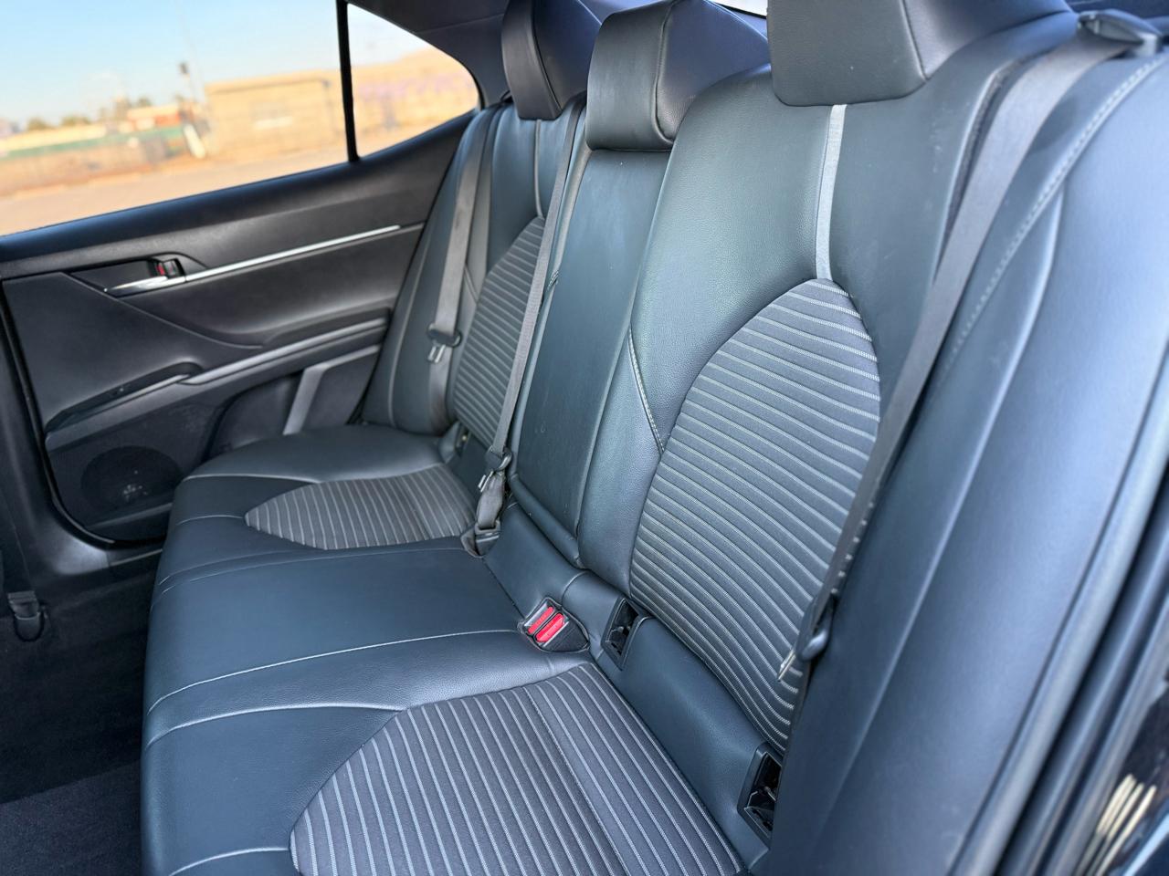 Toyota Camry SE 2019
