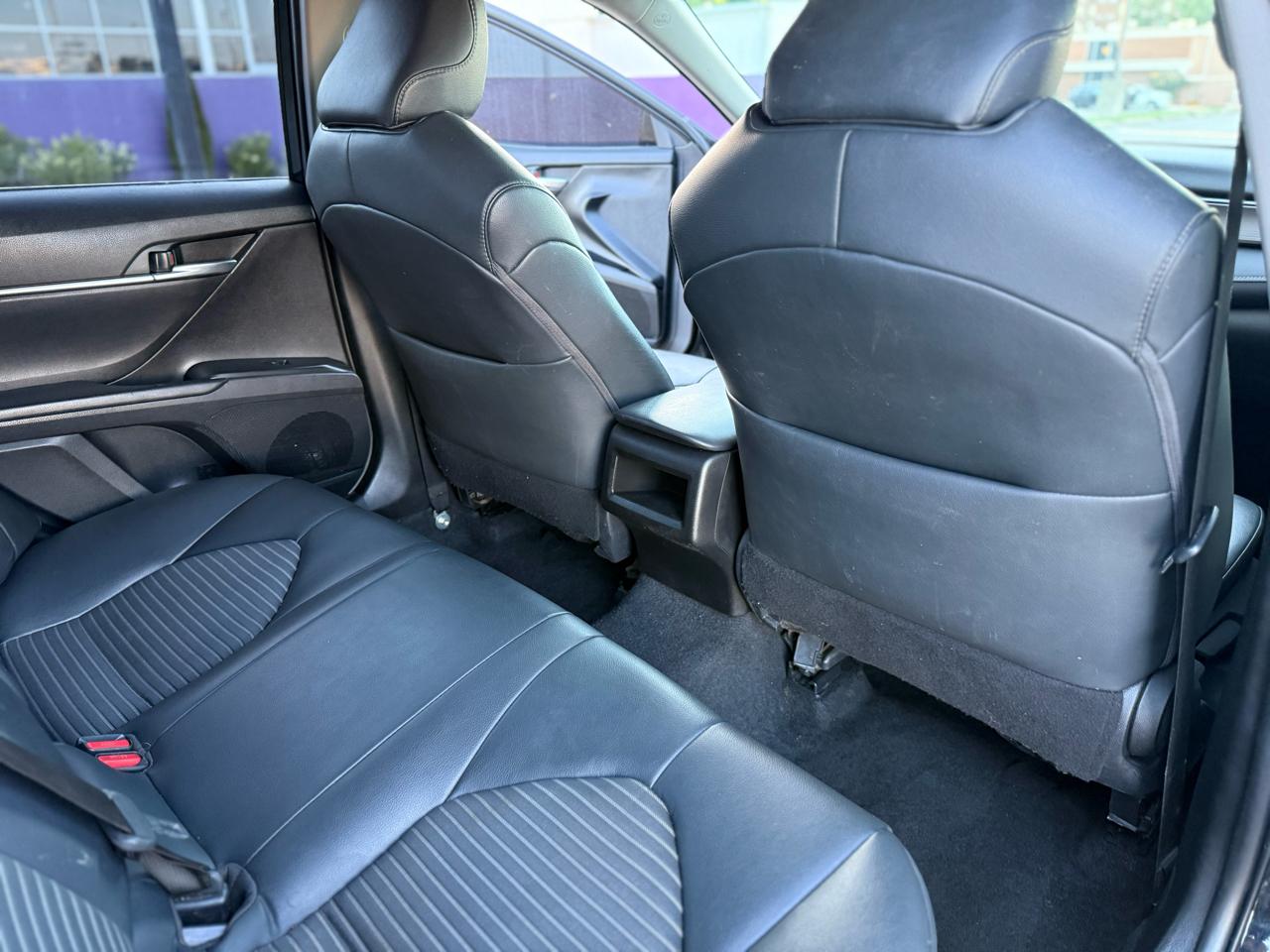 Toyota Camry SE 2019