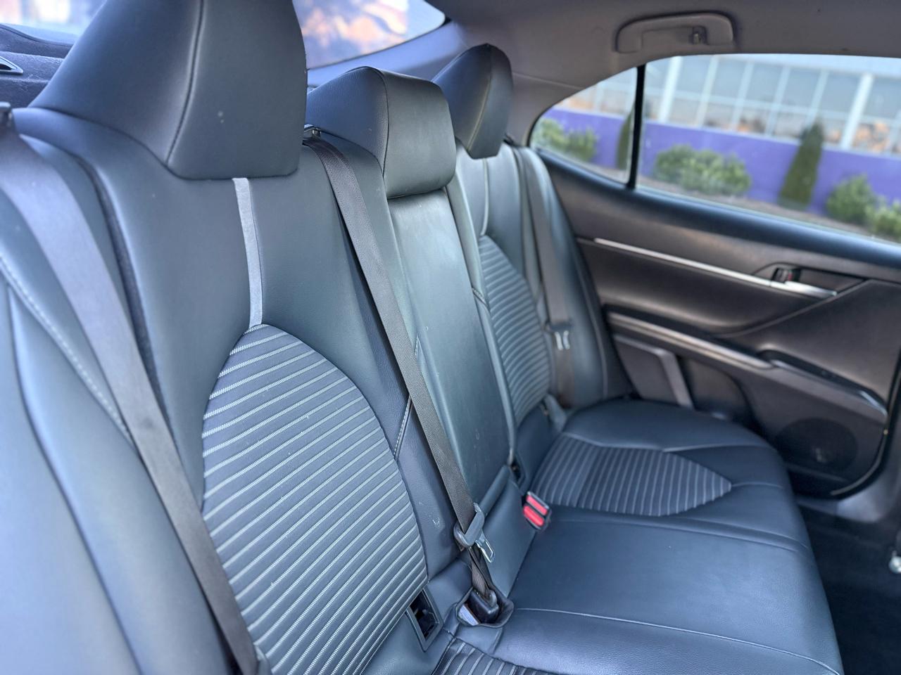 Toyota Camry SE 2019