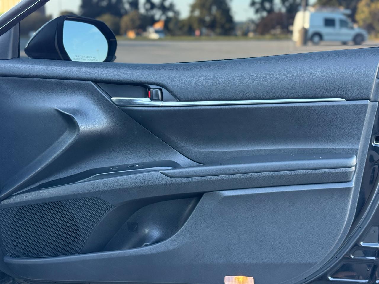 Toyota Camry SE 2019
