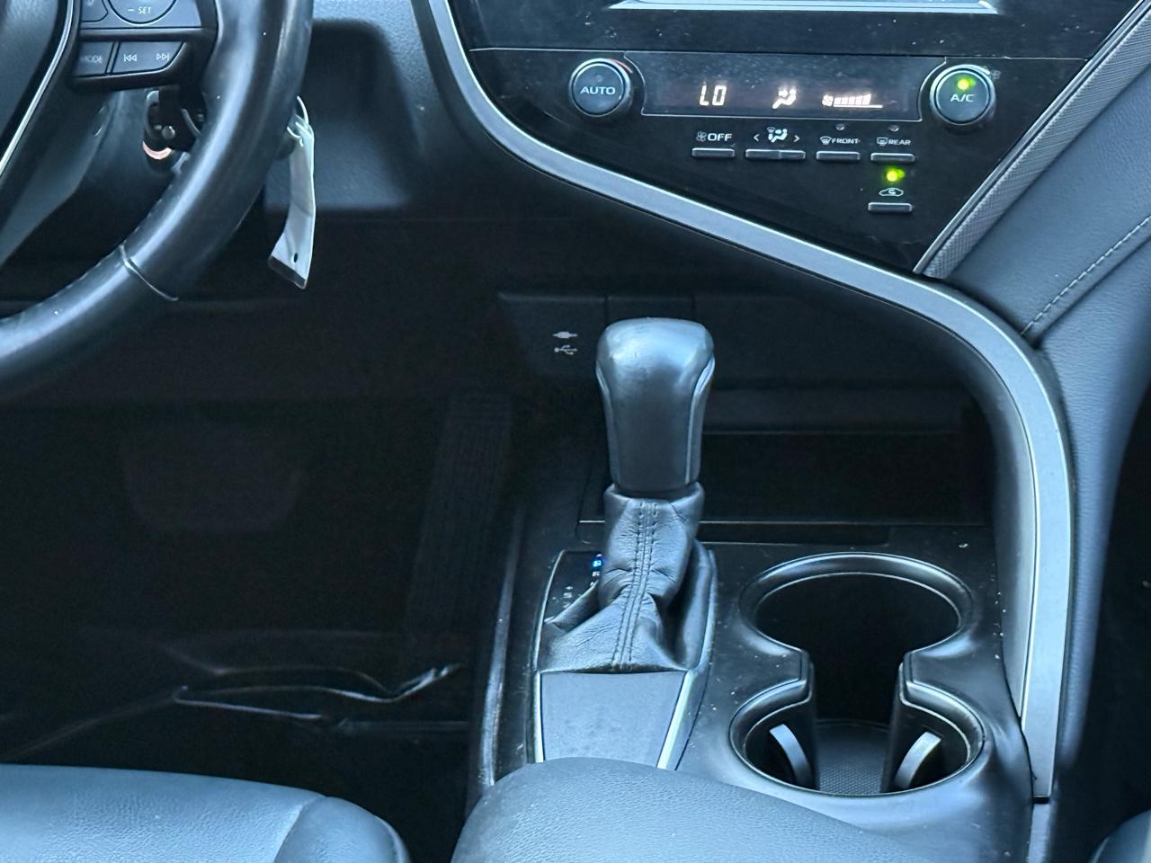 Toyota Camry SE 2019