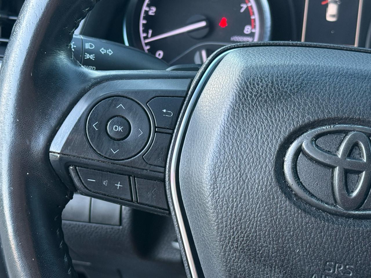 Toyota Camry SE 2019