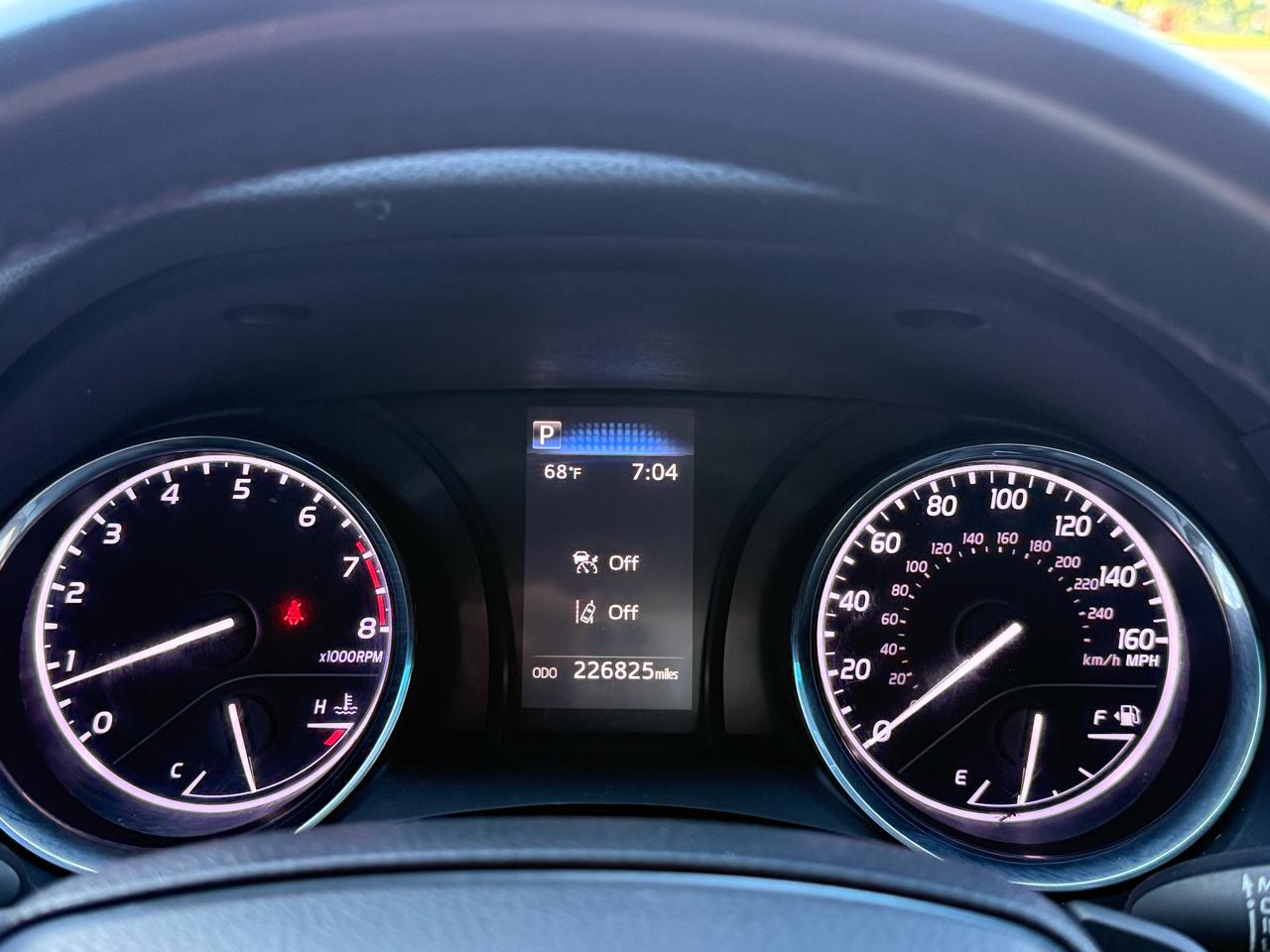 Toyota Camry SE 2019