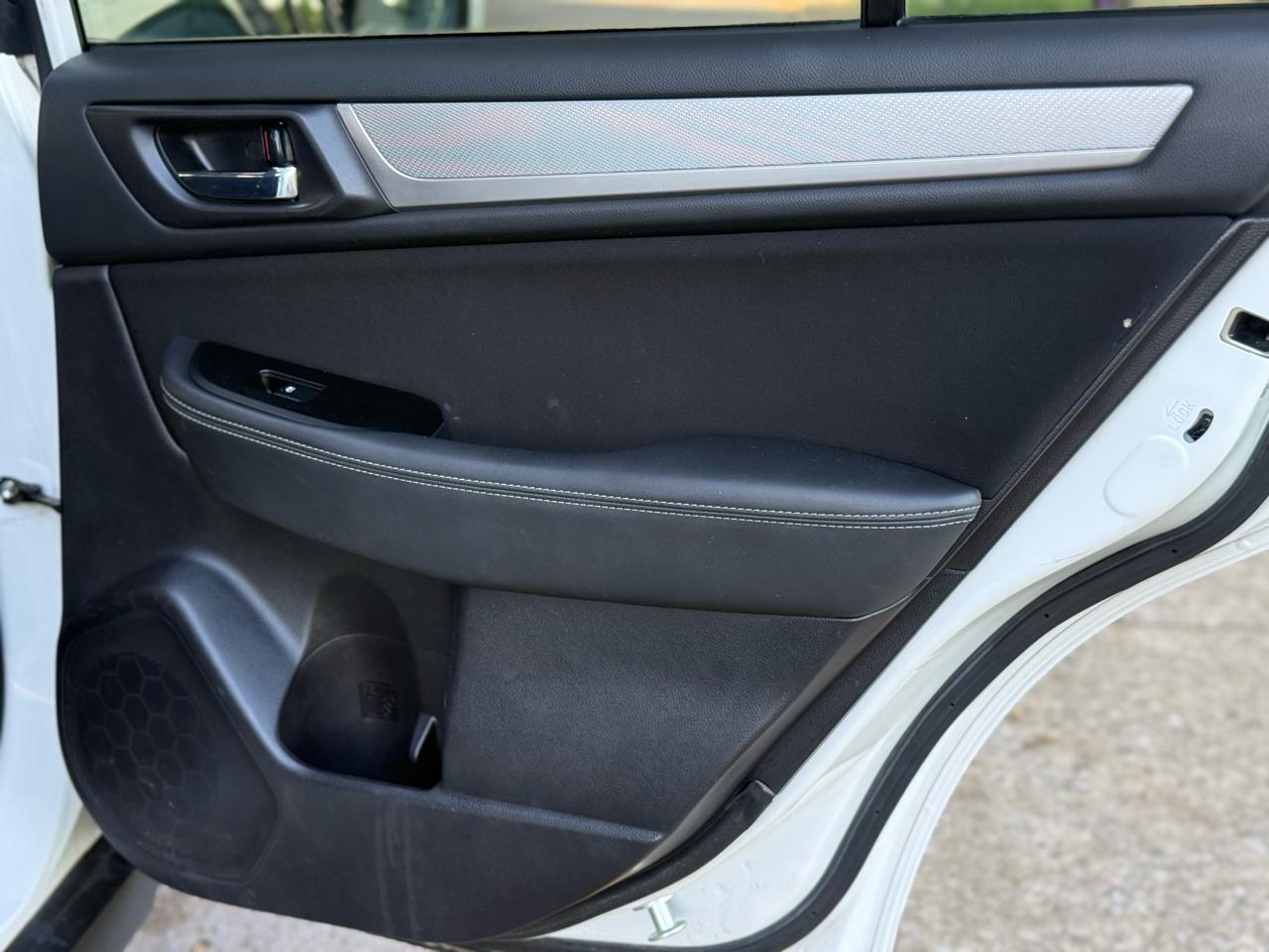 Subaru Outback 2.5i Premium 2017