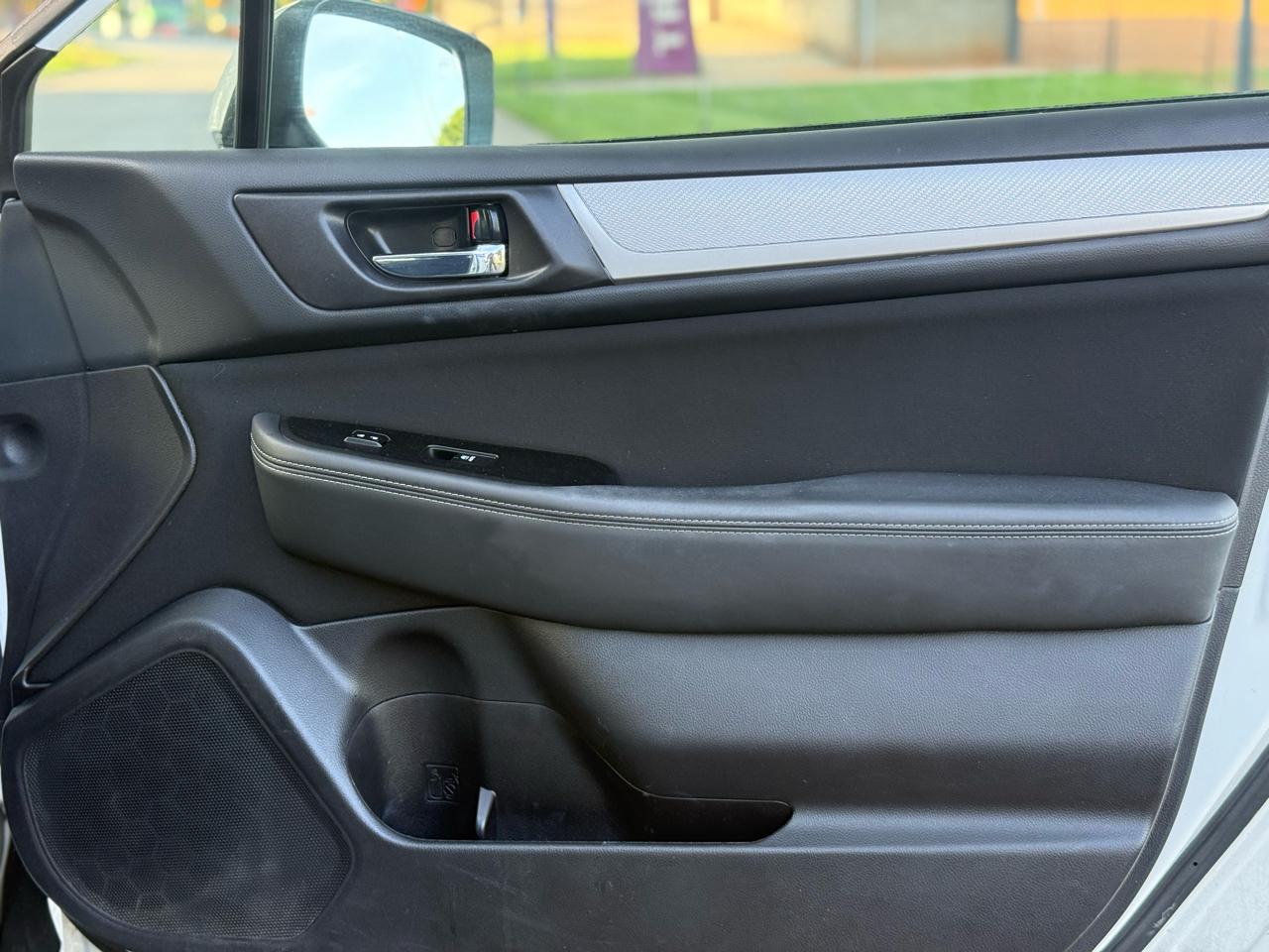 Subaru Outback 2.5i Premium 2017
