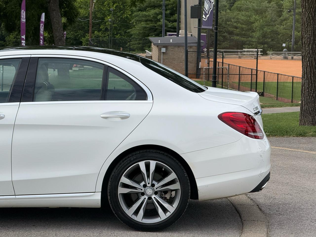 Mercedes-Benz C-Class C300 4MATIC Sedan 2015