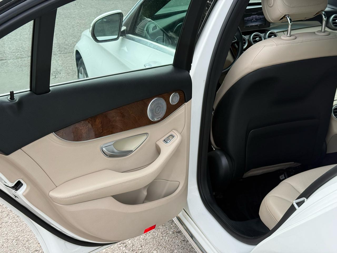 Mercedes-Benz C-Class C300 4MATIC Sedan 2015
