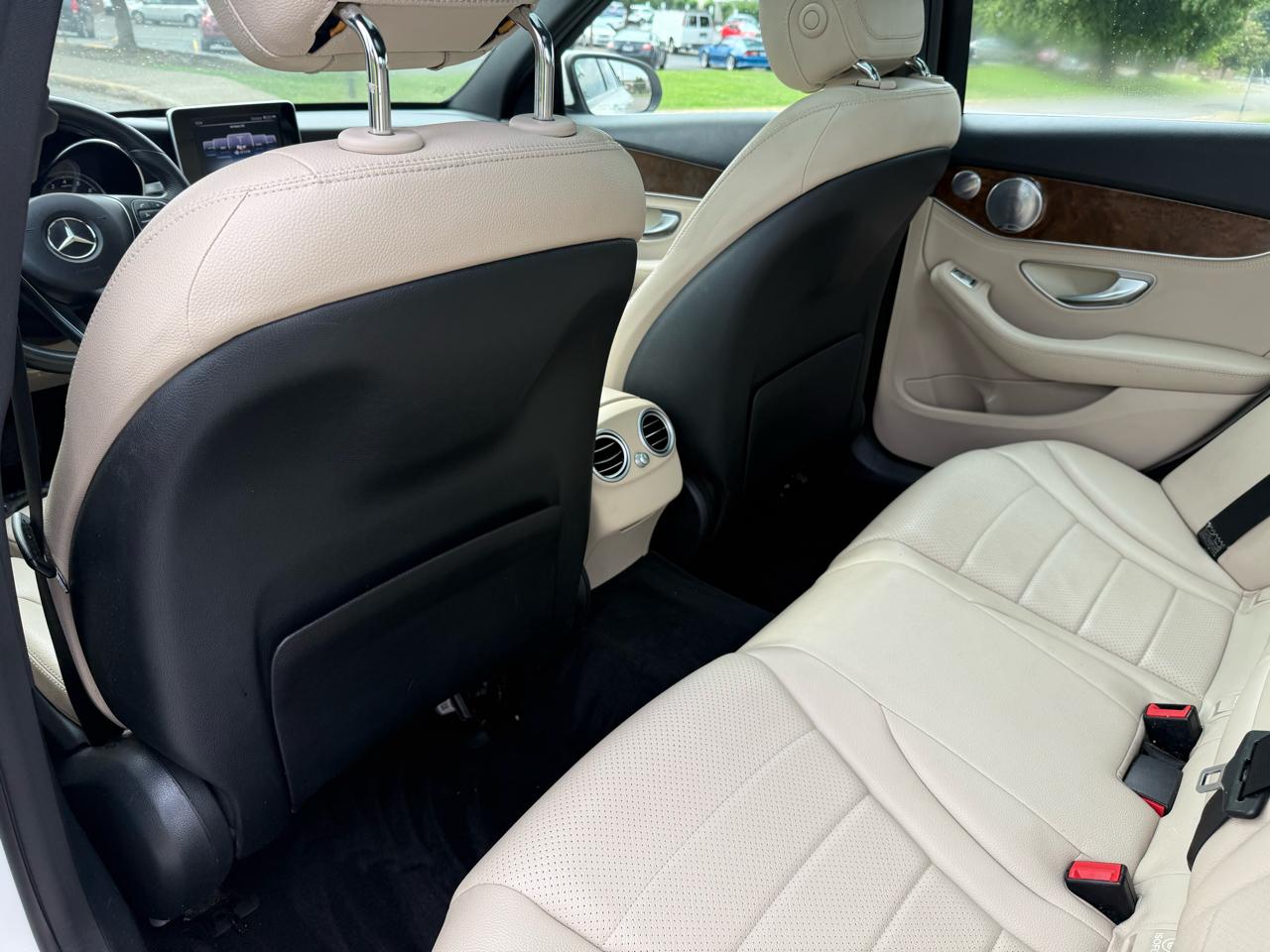 Mercedes-Benz C-Class C300 4MATIC Sedan 2015