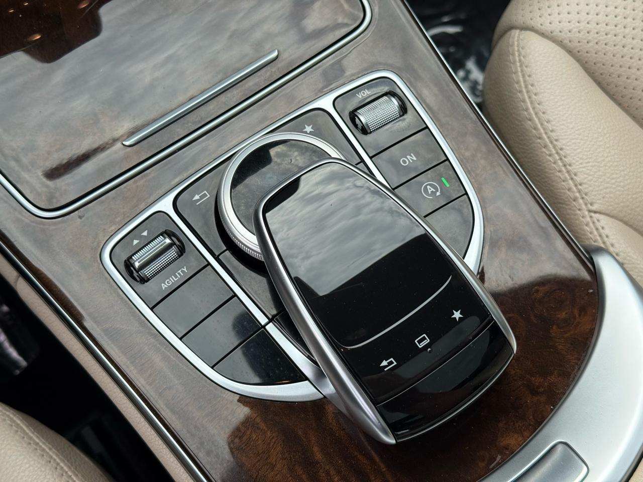 Mercedes-Benz C-Class C300 4MATIC Sedan 2015