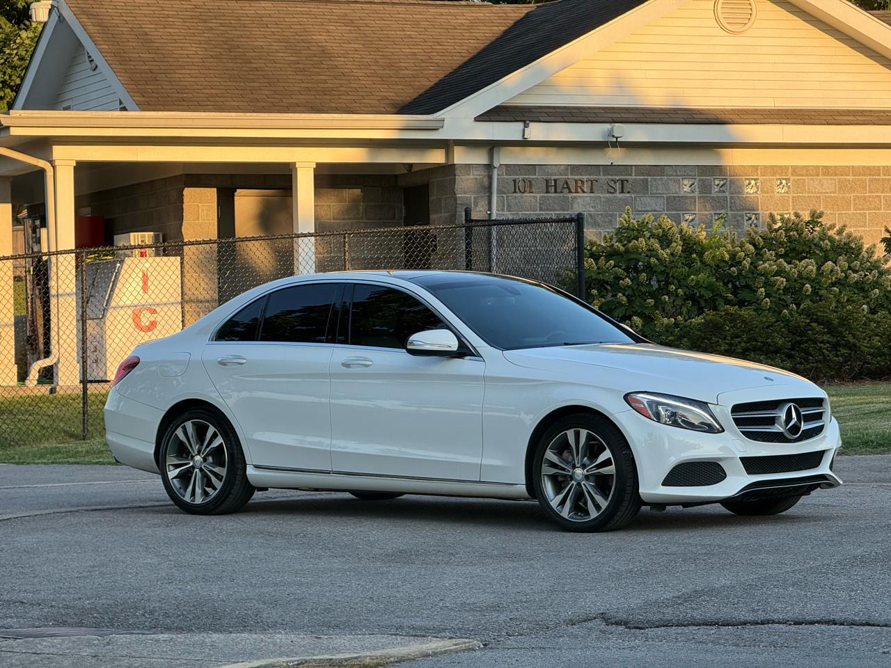 Mercedes-Benz C-Class C300 4MATIC Sedan 2015