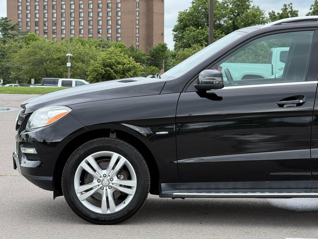 Mercedes-Benz M-Class ML350 4MATIC 2012
