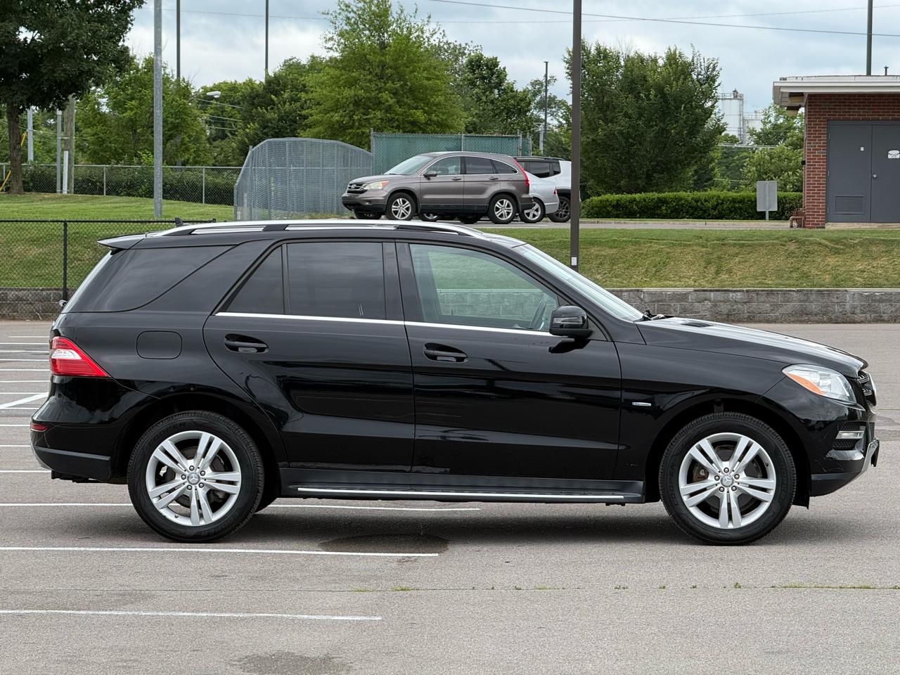 Mercedes-Benz M-Class ML350 4MATIC 2012