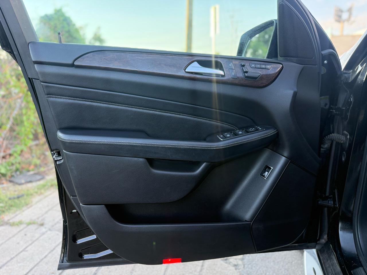 Mercedes-Benz M-Class ML350 4MATIC 2012