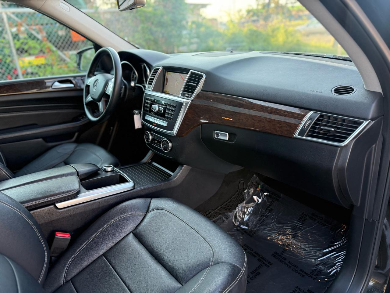 Mercedes-Benz M-Class ML350 4MATIC 2012