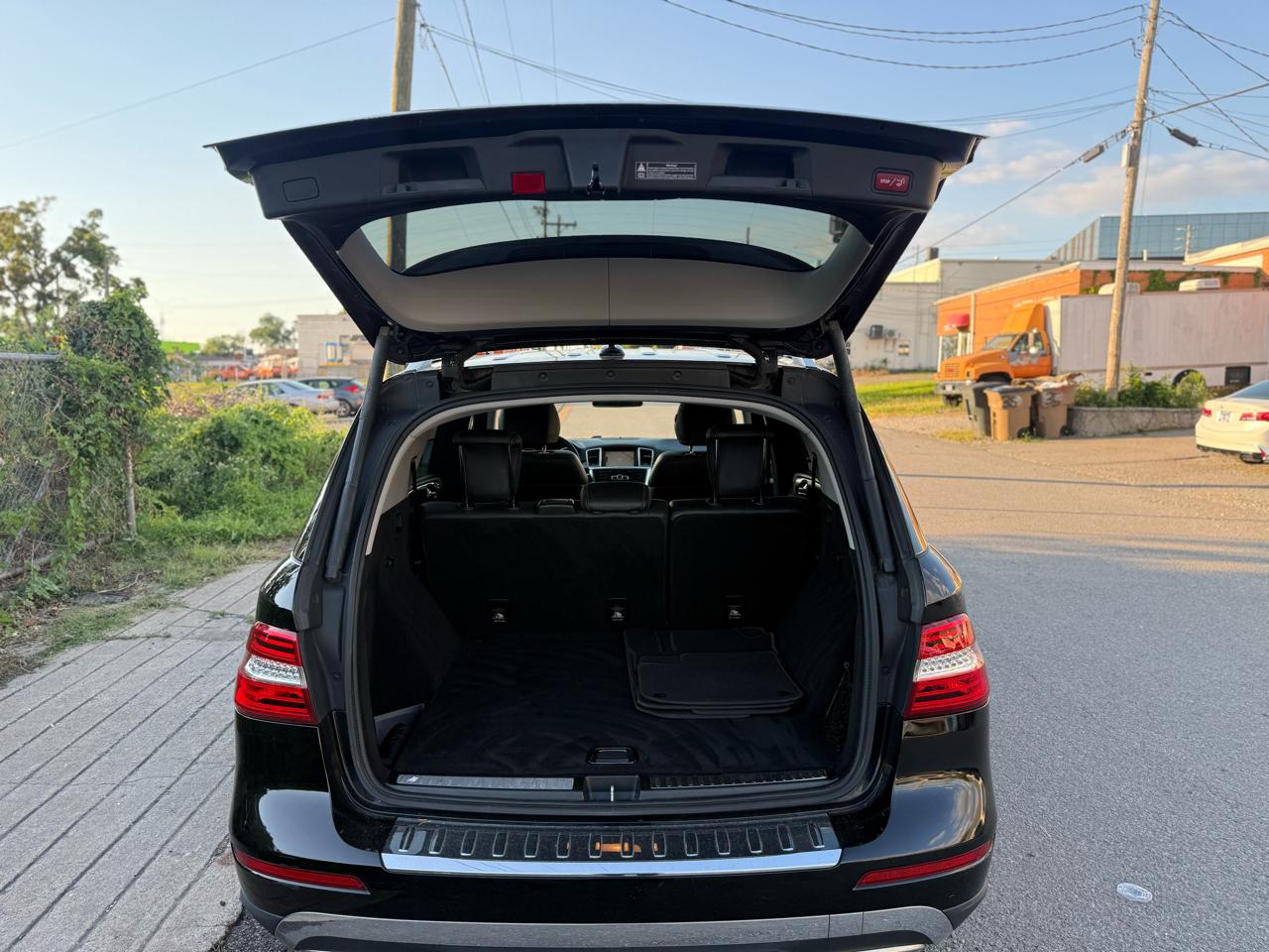 Mercedes-Benz M-Class ML350 4MATIC 2012