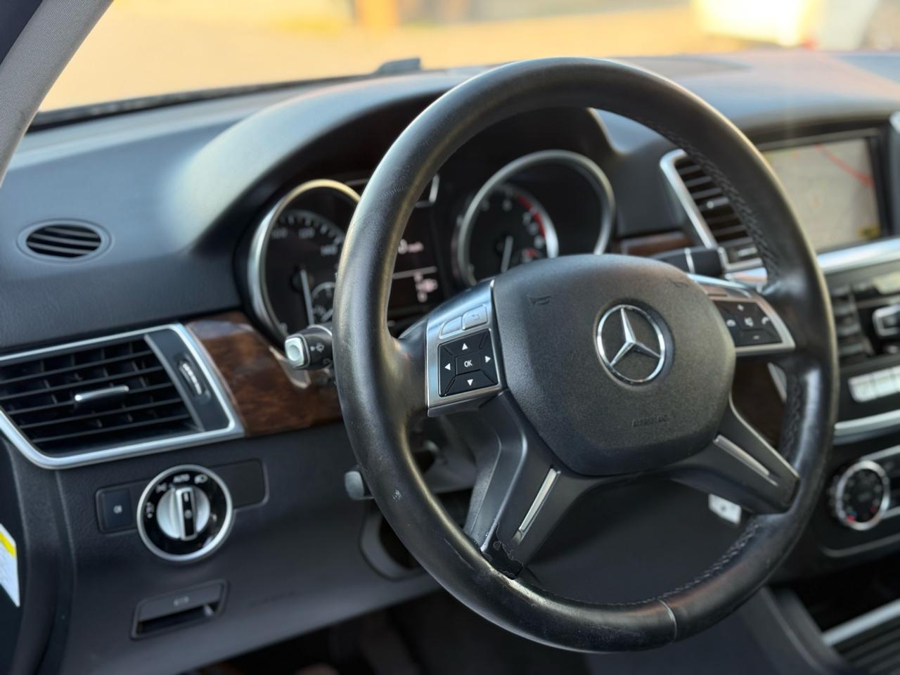 Mercedes-Benz M-Class ML350 4MATIC 2012