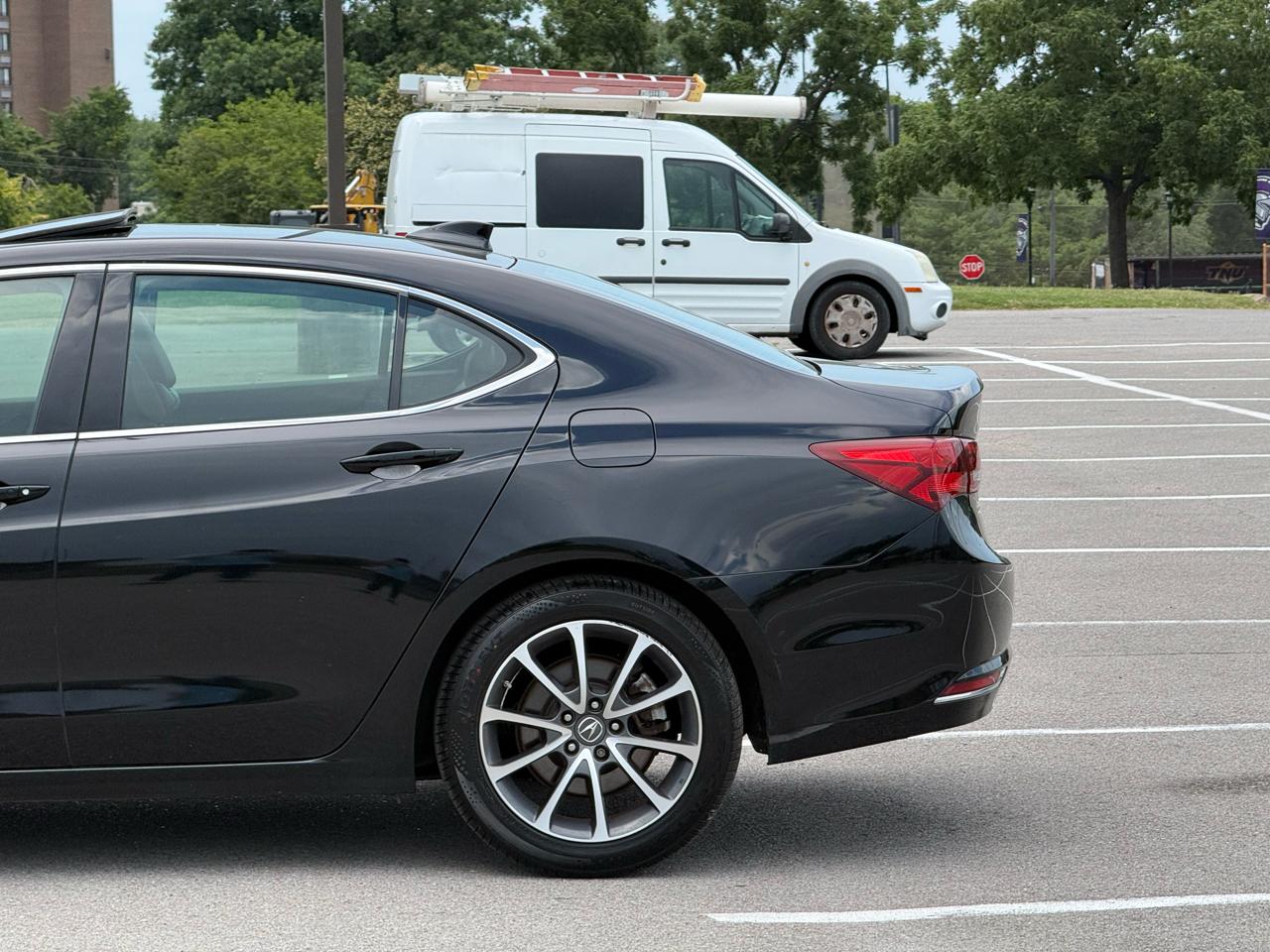 Acura TLX 9-Spd AT w/Technology Package 2015