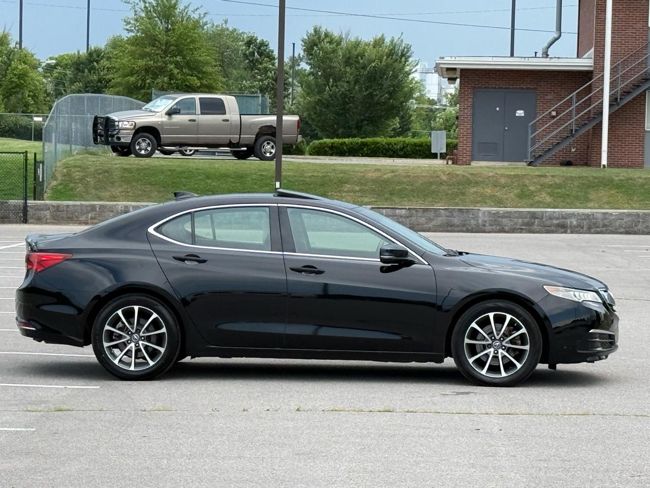 Acura TLX 9-Spd AT w/Technology Package 2015