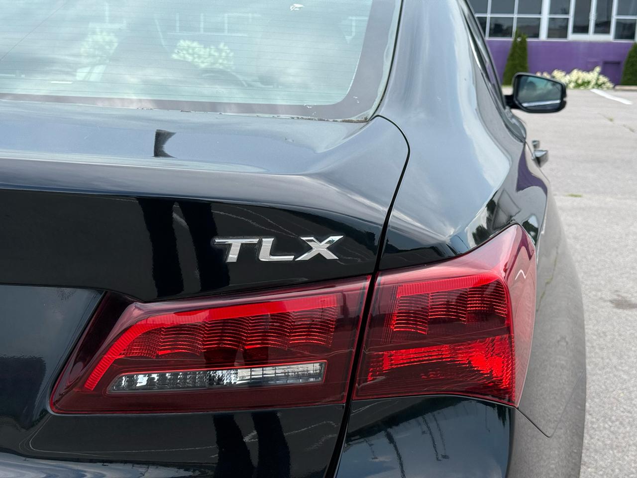 Acura TLX 9-Spd AT w/Technology Package 2015