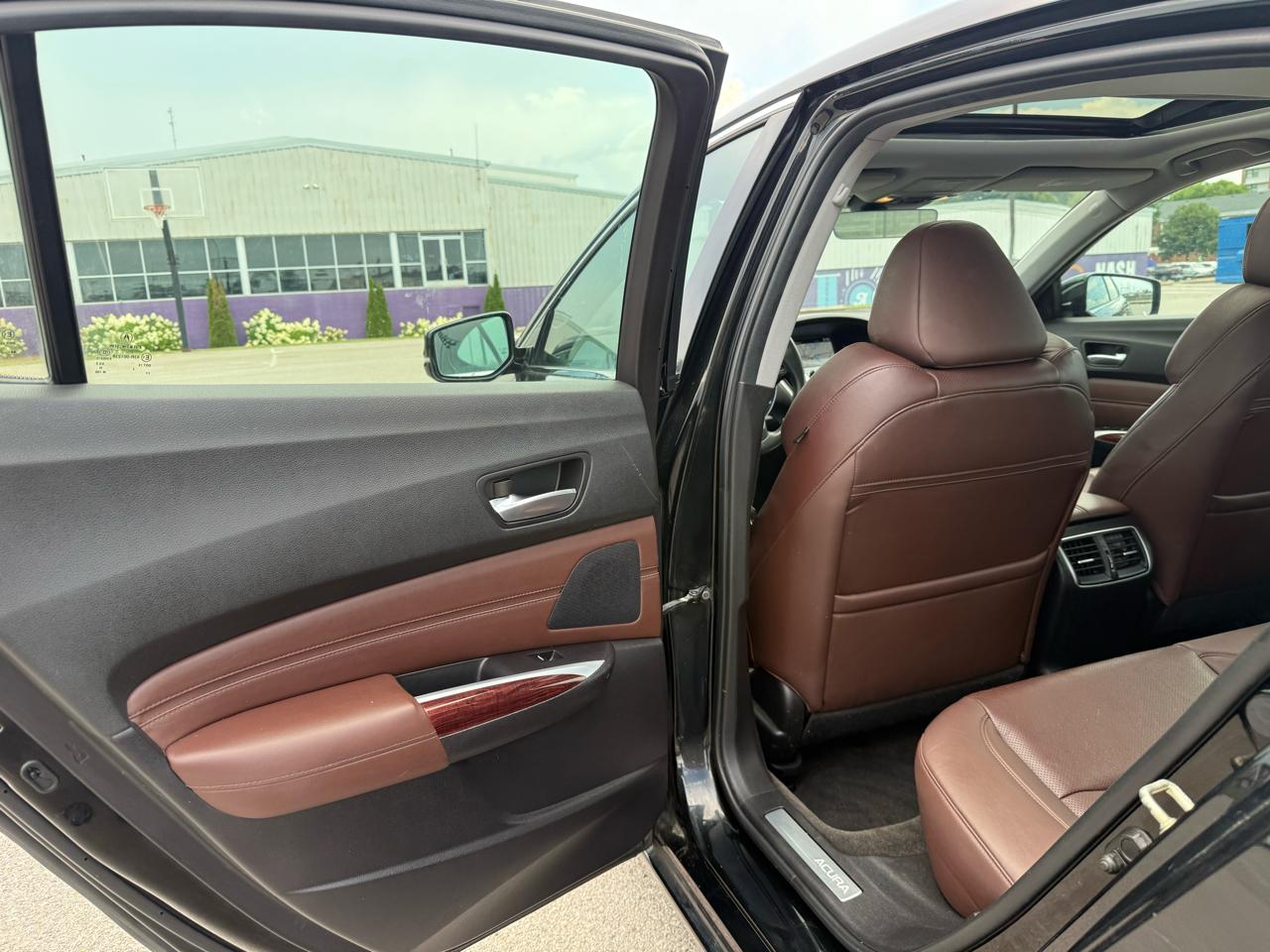 Acura TLX 9-Spd AT w/Technology Package 2015