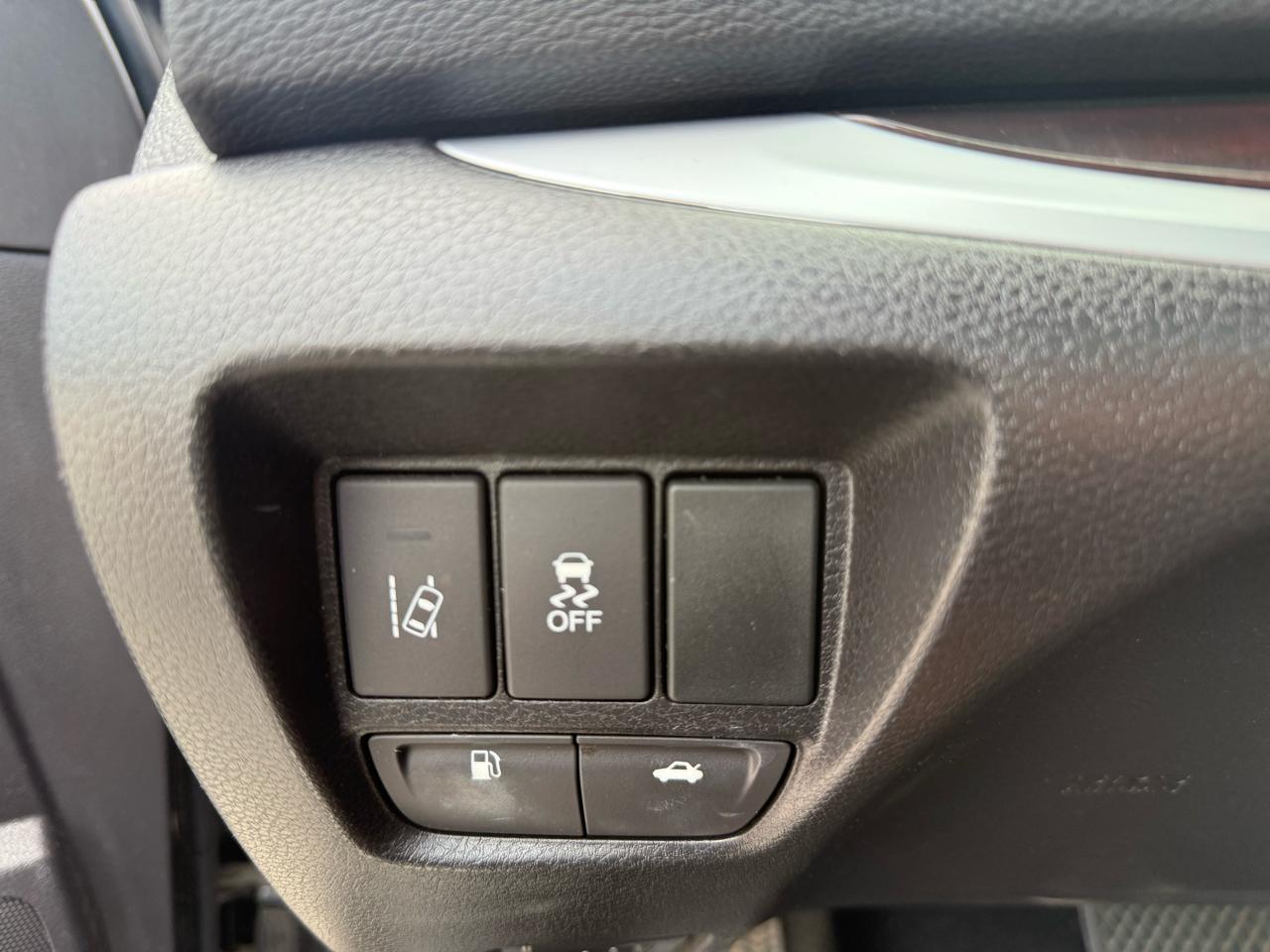 Acura TLX 9-Spd AT w/Technology Package 2015