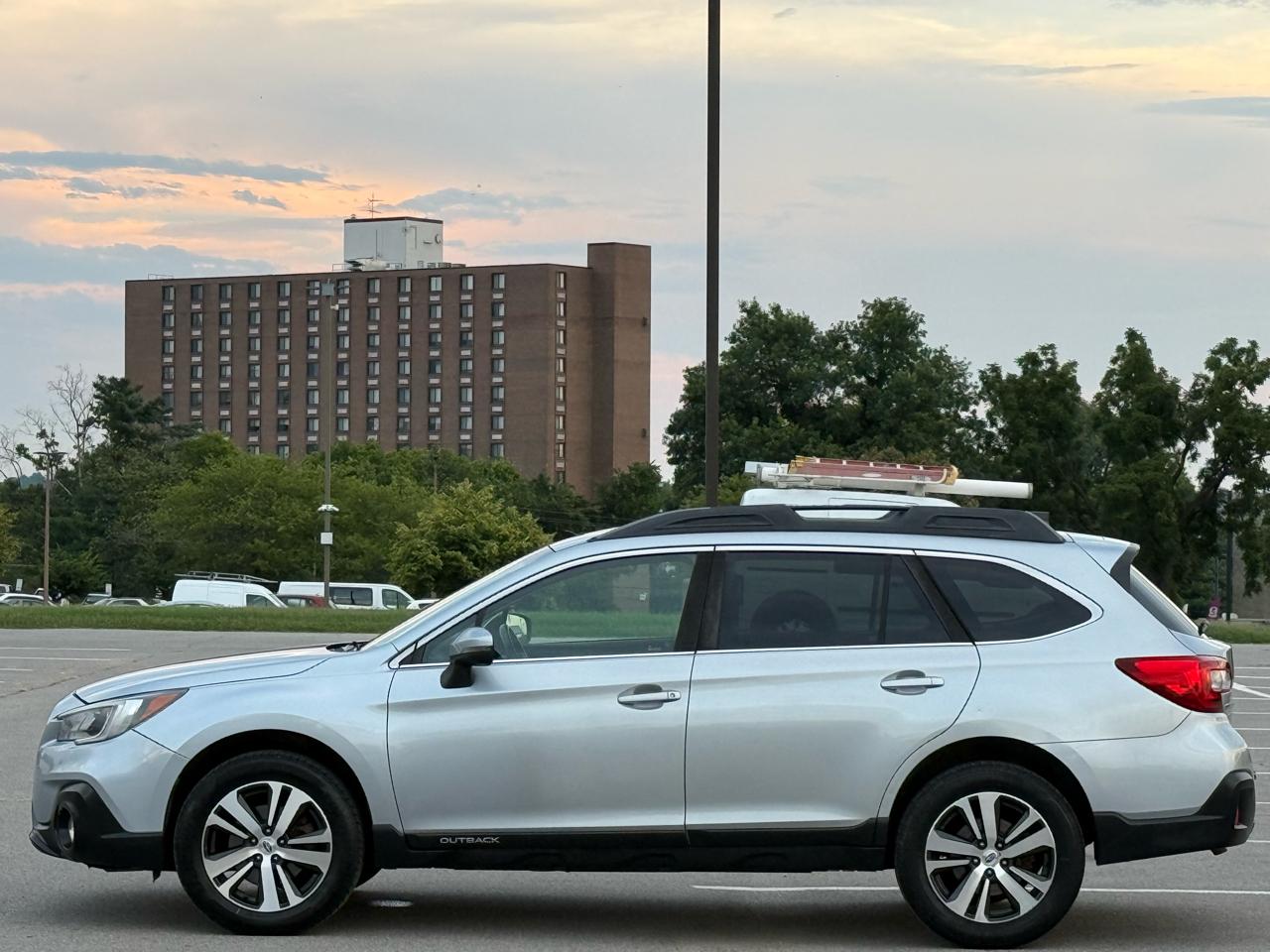 Subaru Outback 2.5i Limited 2019