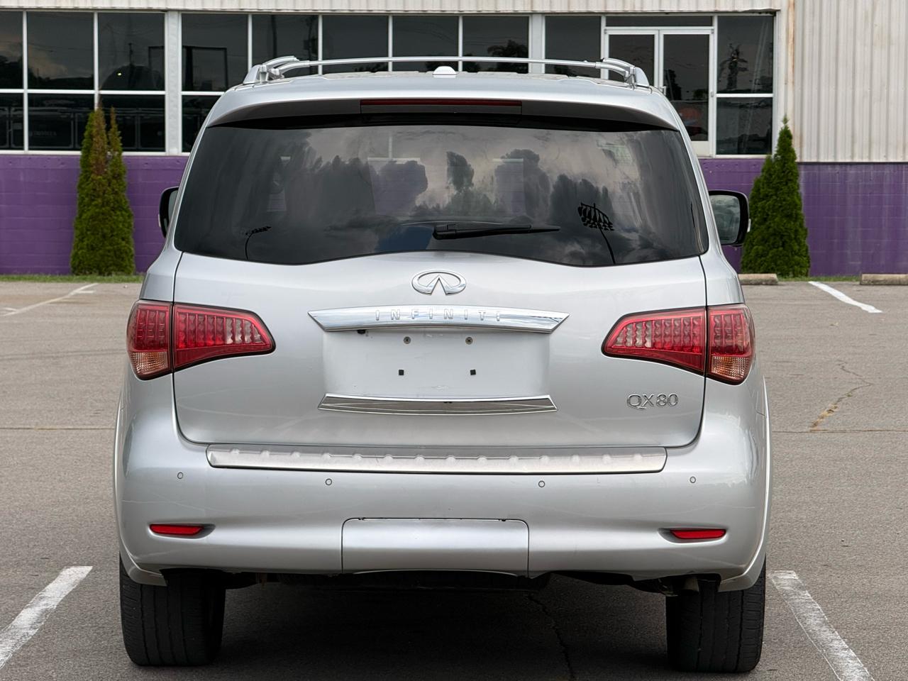 Infiniti QX80 4D SUV AWD 2017