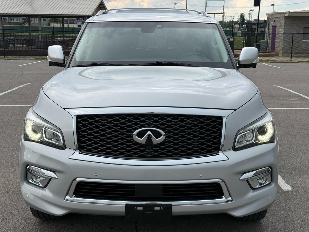 Infiniti QX80 4D SUV AWD 2017