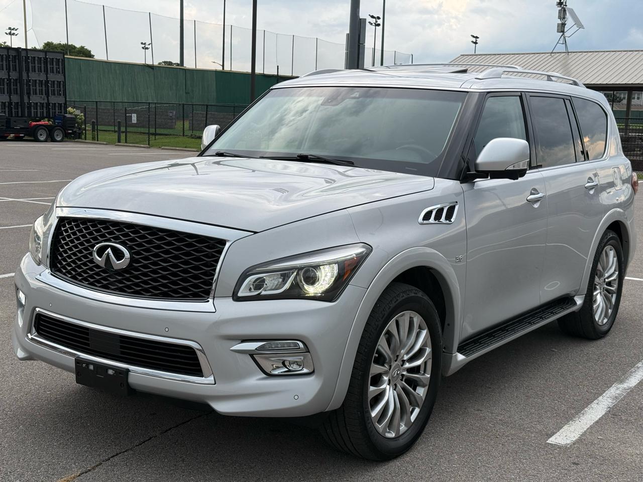 Infiniti QX80 4D SUV AWD 2017