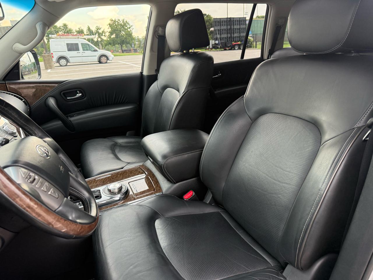 Infiniti QX80 4D SUV AWD 2017