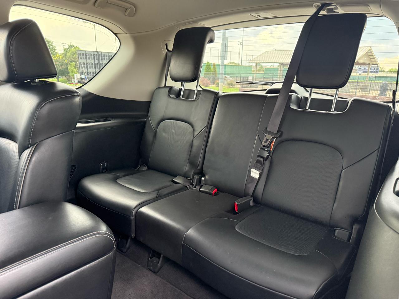 Infiniti QX80 4D SUV AWD 2017