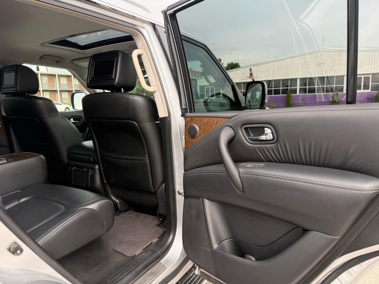 Infiniti QX80 4D SUV AWD 2017