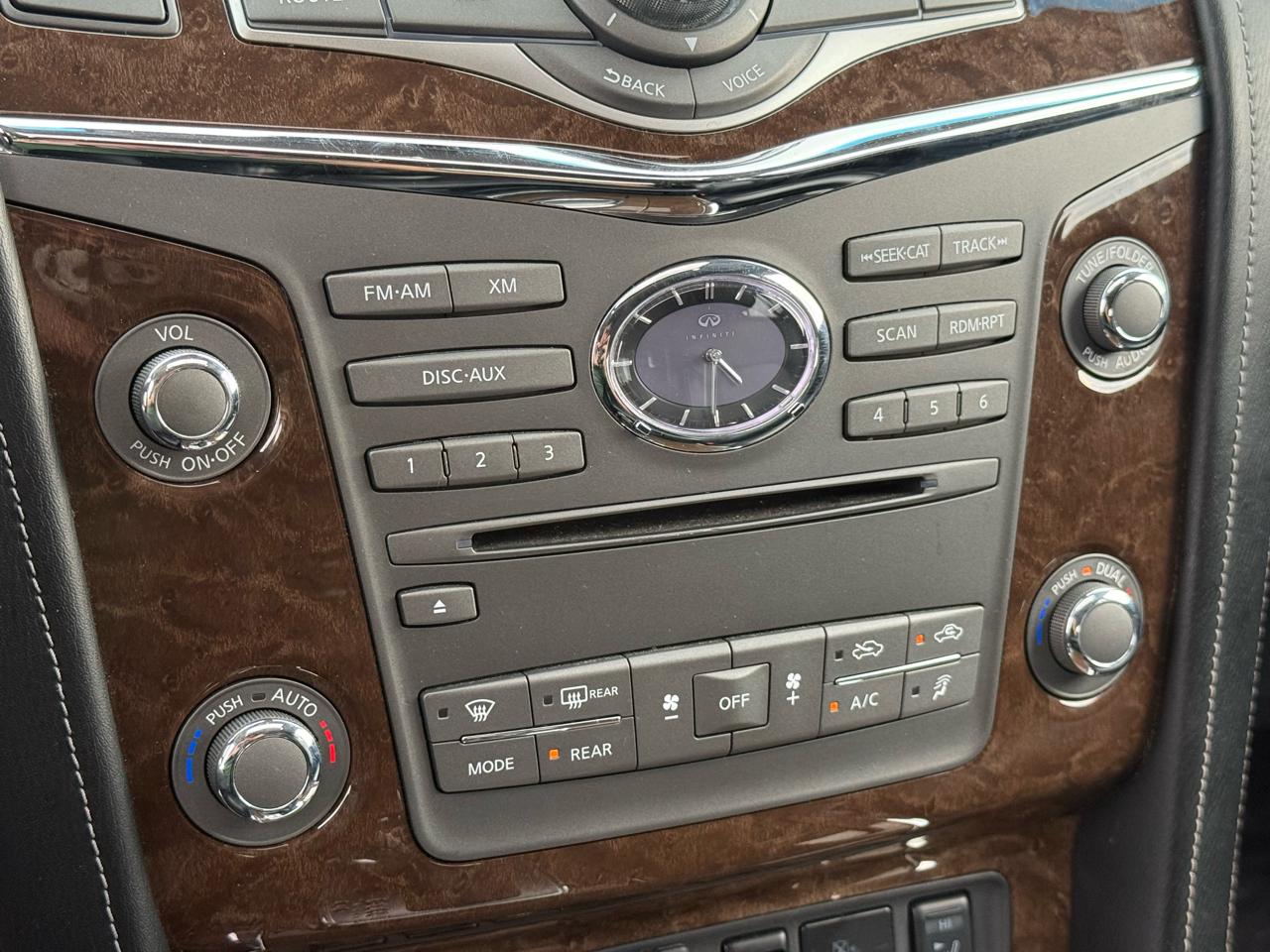 Infiniti QX80 4D SUV AWD 2017