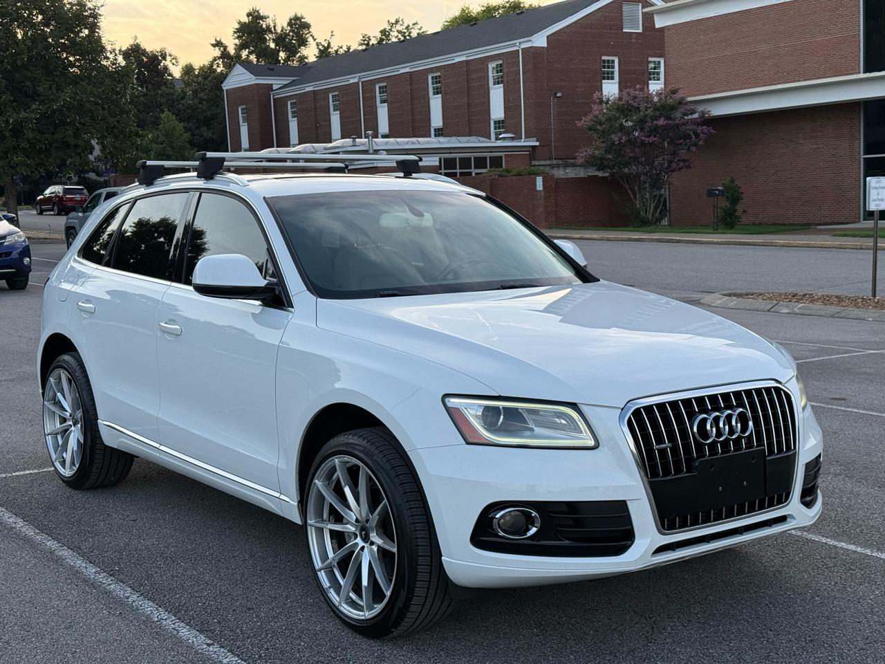 Audi Q5 2.0T Premium quattro 2016
