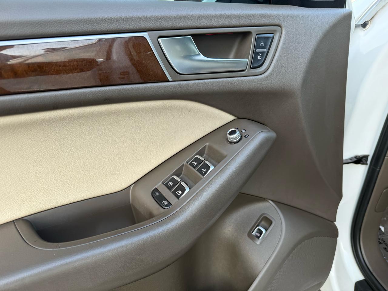 Audi Q5 2.0T Premium quattro 2016