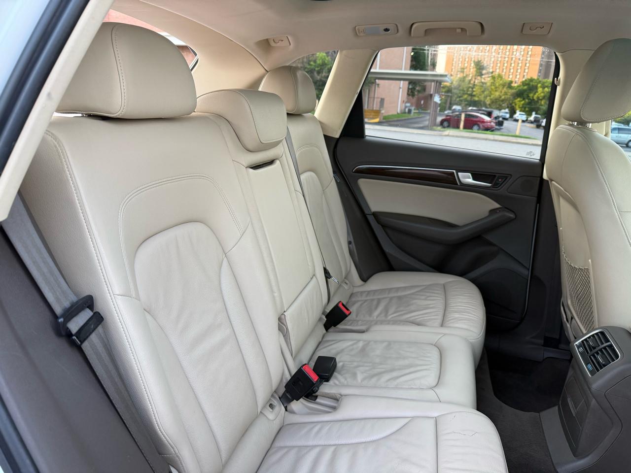 Audi Q5 2.0T Premium quattro 2016