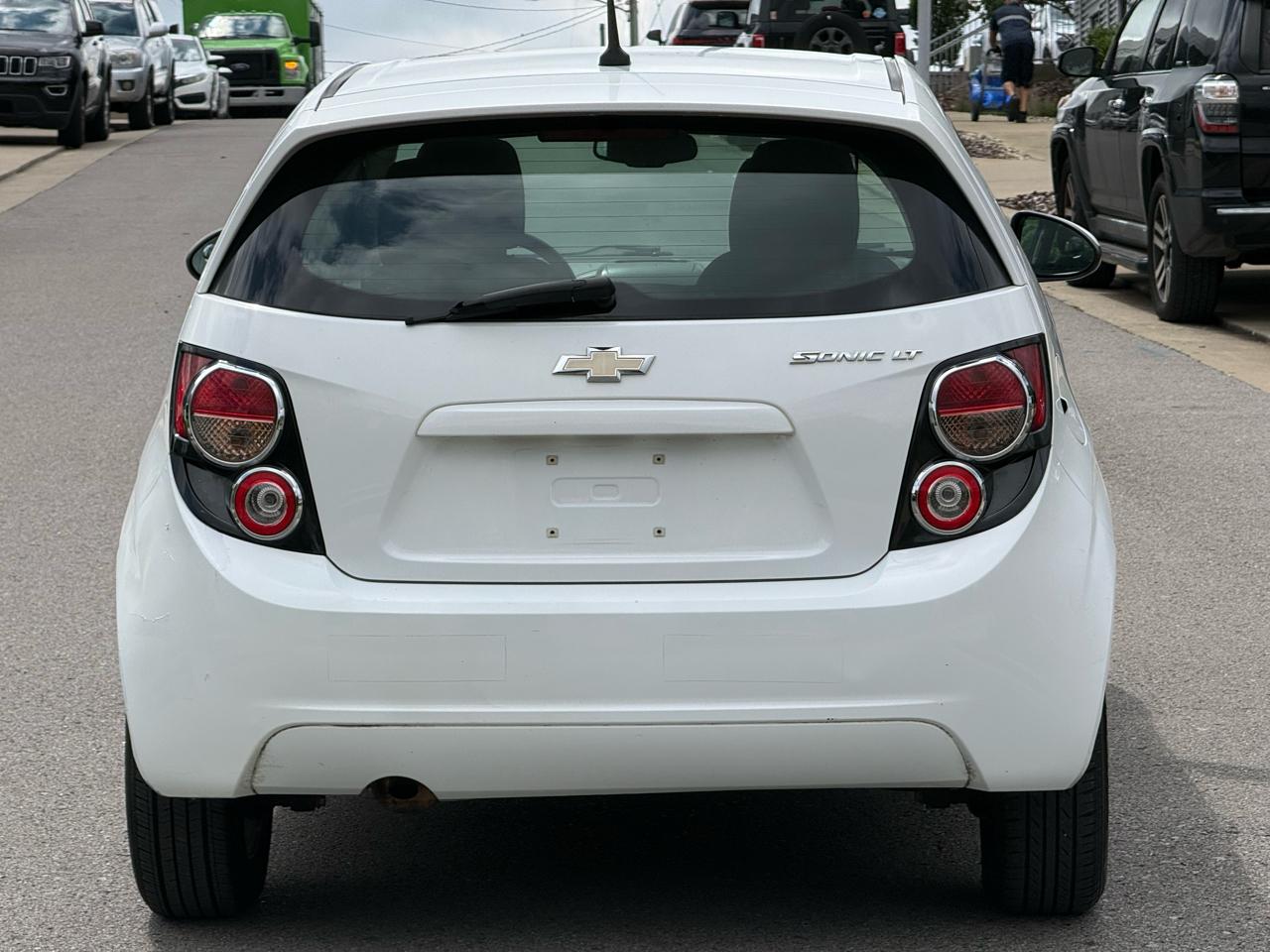 Chevrolet Sonic LT Auto 5-Door 2014