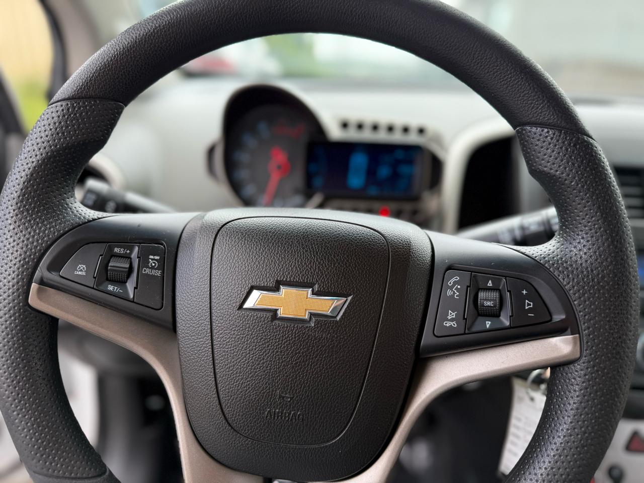 Chevrolet Sonic LT Auto 5-Door 2014