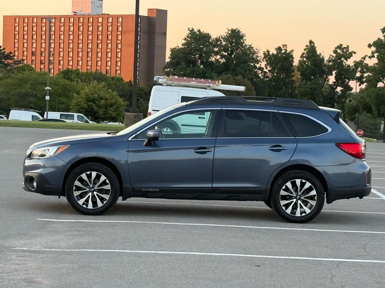 Subaru Outback 2.5i Limited 2015