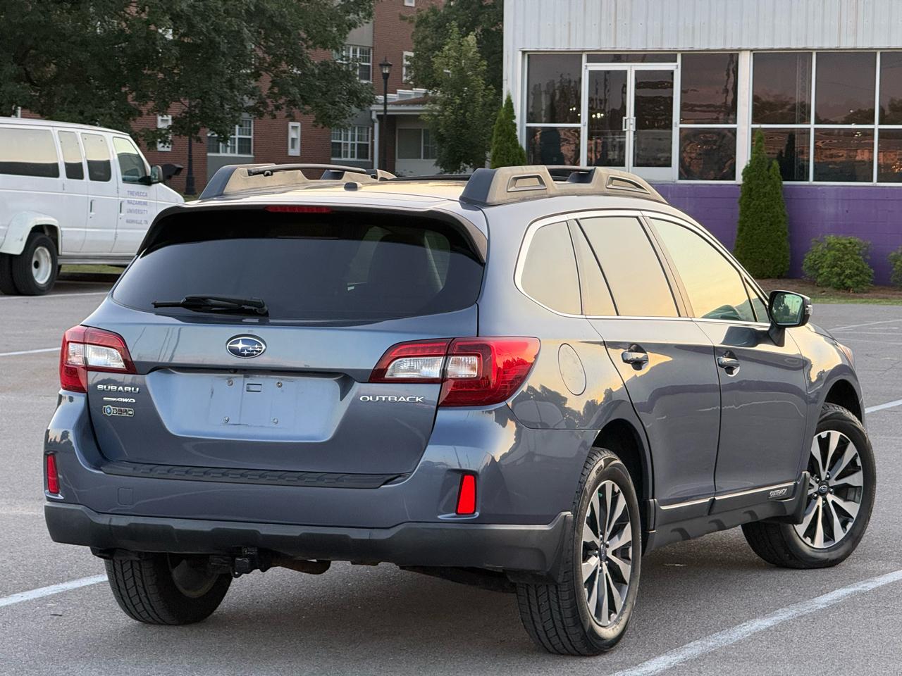 Subaru Outback 2.5i Limited 2015
