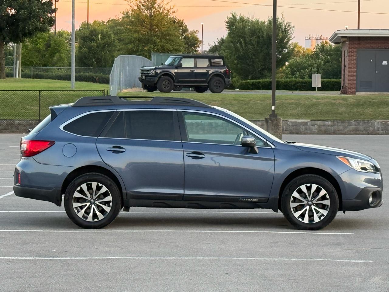 Subaru Outback 2.5i Limited 2015