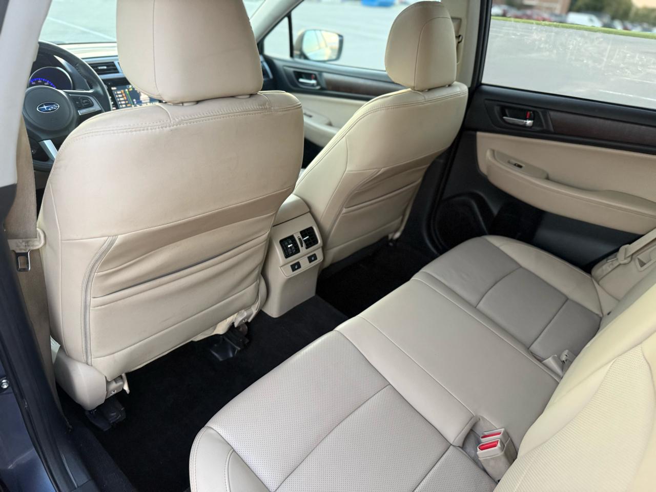 Subaru Outback 2.5i Limited 2015