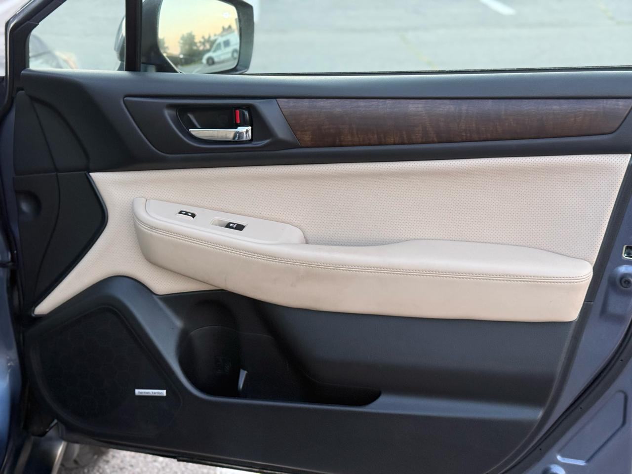 Subaru Outback 2.5i Limited 2015