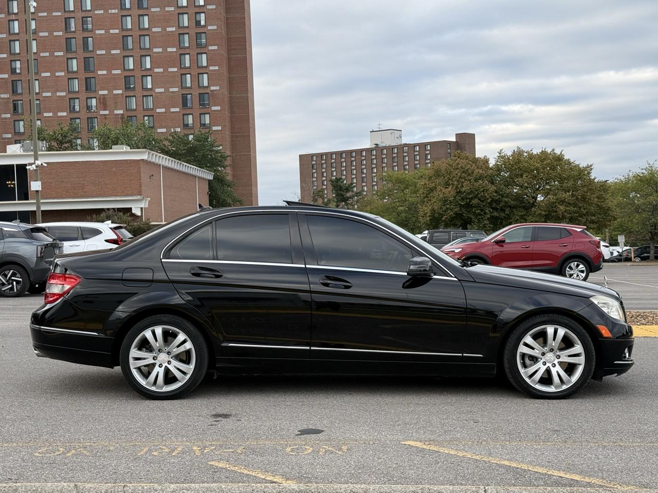 Mercedes-Benz C-Class C300 4MATIC Sport Sedan 2010